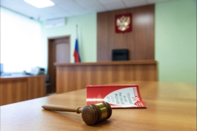 Главврача онкодиспансера осудили за взятку в 1 млн рублей в Вологде